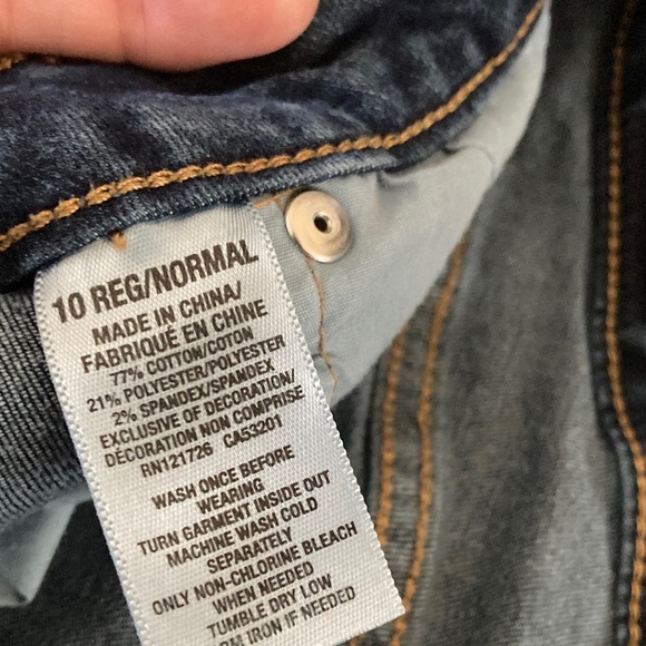 Aeropostale Women's Dark and Light Blue Jeans/jeggings size 10 - Picture 3 of 6